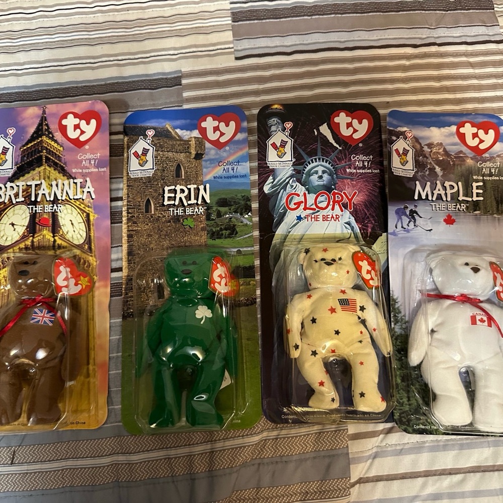Ty Beanie Babies Britannia, Erin, Glory, and Maple Bears